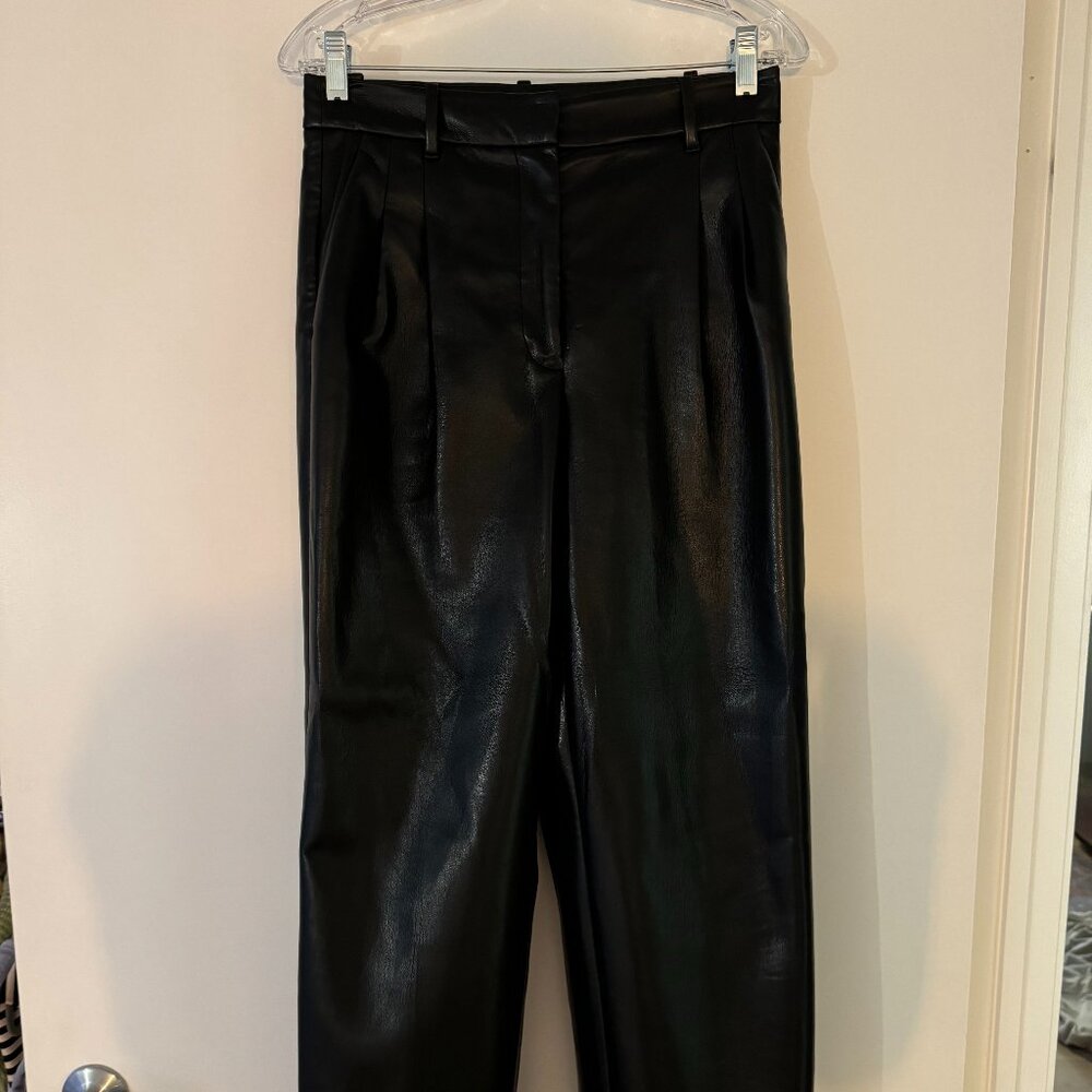 Wilfred Effortless Pant- Vegan leather- Size 6- Black